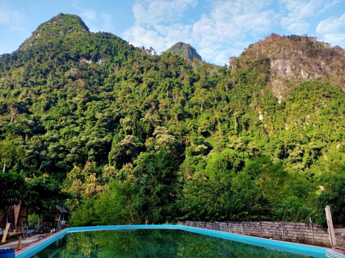 Campingsite Swimming Pool Ban Nongkham エクステリア 写真